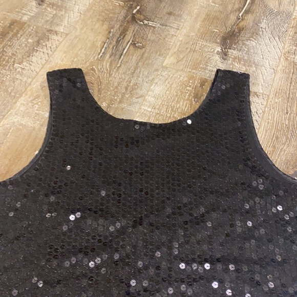 Black sequin sleeveless top - Picture 2 of 2